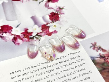 サロンドランジェ(salon de Lange)/ラメフレンチネイル