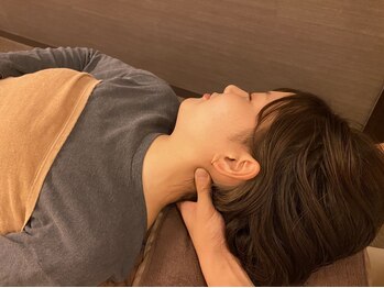 手揉みほぐしアールプロ 曽根店(R pro.)の写真/【高技術×お手頃価格】首肩のコリに長年悩まされている方へ◎辛さの原因を徹底追及しアプローチ！3000円
