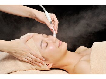 イービーシーシー藤沢(e.b.c.c.)/6)毛穴吸引