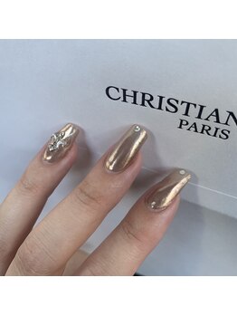 ムーイ 外苑前(mooi.)/greige mirror × crHEARTS