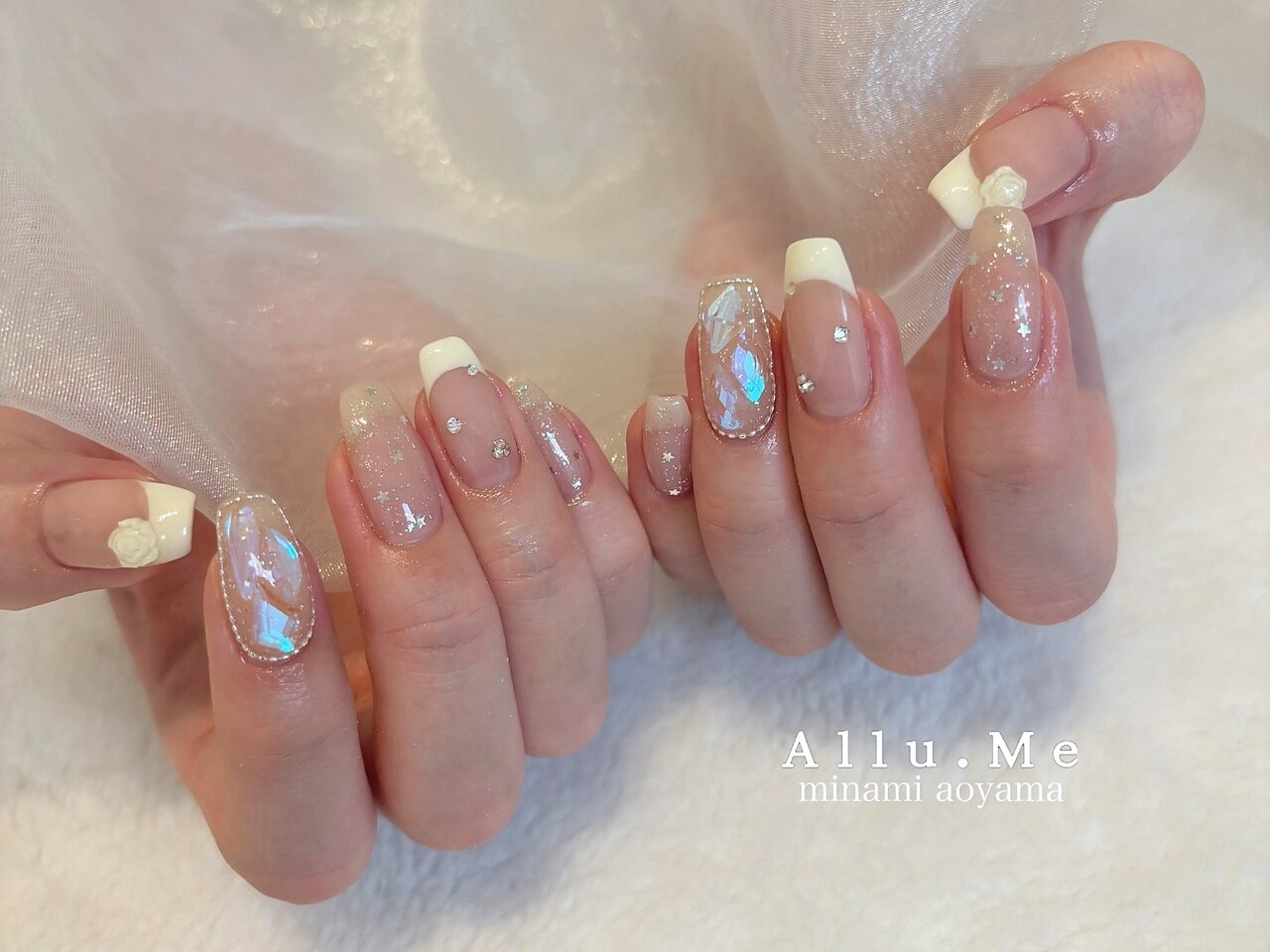 2025年秋トレンド】イエロー フレンチのネイルデザイン集｜人気