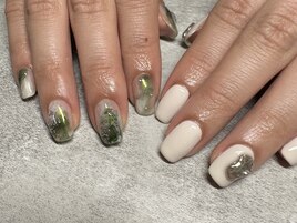 ちぐはぐニュアンスネイル