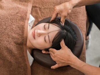 ひろ手技 カラダ研究所の写真/PC・スマホの操作で目や頭が疲れている方必見◎自宅でのケアが難しい眼精疲労は当院にお任せください♪