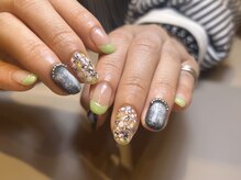 ケー フレーバー ネイル(K flavor nail)の雰囲気（大人上品なデザイン多数あります）