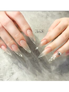 アリスネイル(Ari.S nail)の写真/【長さ出し×つけ放題クーポン◎】亀裂補強&不揃い爪もおまかせ◎美フォルムの指先に♪持ち込みデザインOK