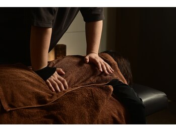 クシネ(Coussinet)の写真/30分～120分とお好みの時間で選べるメニュー☆ストレッチも取り入れ、首肩の凝りと疲労から解放