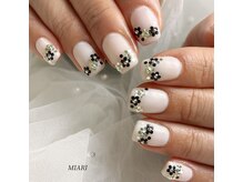 ミアリ(MIARI)/上品ネイル