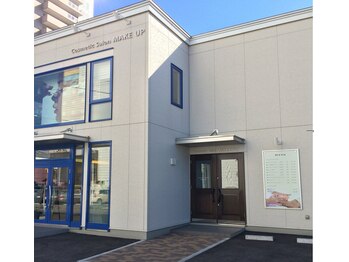 エステティックサロン メイクアップ/店舗前駐車場完備