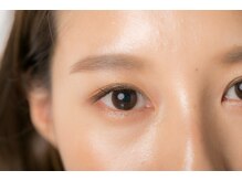 リノナ シル(LINONA cil)/自然に、美しく、目元に輝き