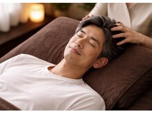 ヘッドスパ専門店momoの雰囲気（男性にもオススメ。じっくり心地よい圧でリラックス。）