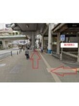 藤沢駅南口を出て、ロータリーを右方向（ＯＰＡ側）へ♪