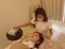 セン(SEN)/美容鍼灸師10年目のベテラン施術