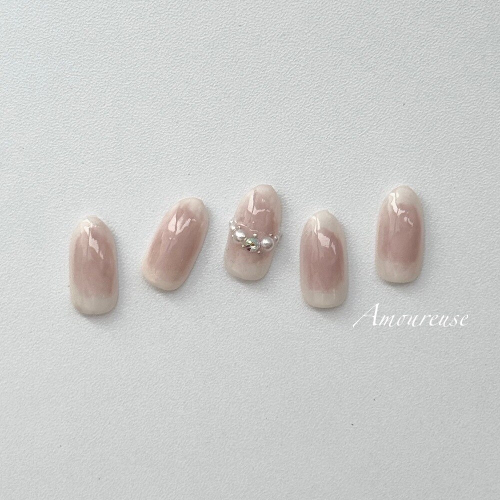 2025年-2026年冬トレンド】ホワイト ワンカラーのネイルデザイン集