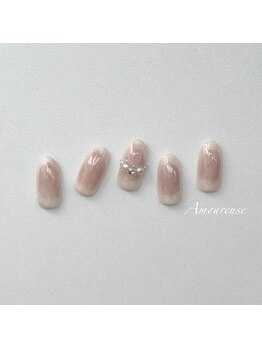 アムルーズ(Amoureuse)/塗りかけネイル♪