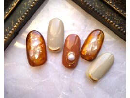 定額デザイン　¥8,500