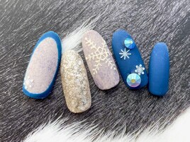 ほっこり雪柄ネイル