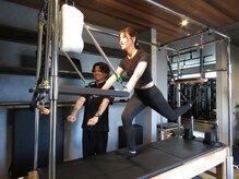 ピラティスマシンも充実