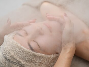 サロンミー(salon Mii)/フェイシャルエステ　毛穴ケア