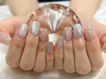 ティアラリュクス 幕張リゾート店の写真/【☆新規オフ無料☆ 時間内オーダーor店舗限定デザイン￥9000】お好みのデザインが楽しめます♪/海浜幕張