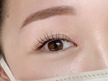 エマ(emma)の写真/まつ毛パーマ・まつエク全メニュートリートメント付でモチもUP♪◎完全個室の空間でなりたい目元を叶える♪