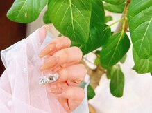 カラン(CALaN)/華やかピンクネイル