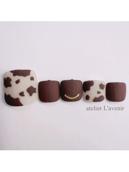 アトリエラブニール/牛ネイル