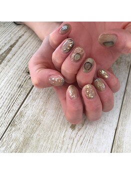 ネイルアンドアイラッシュ ラビ(Nail&Eyelash Ravi)/ニュアンスネイル