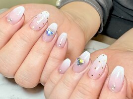 王道の白グラデーション