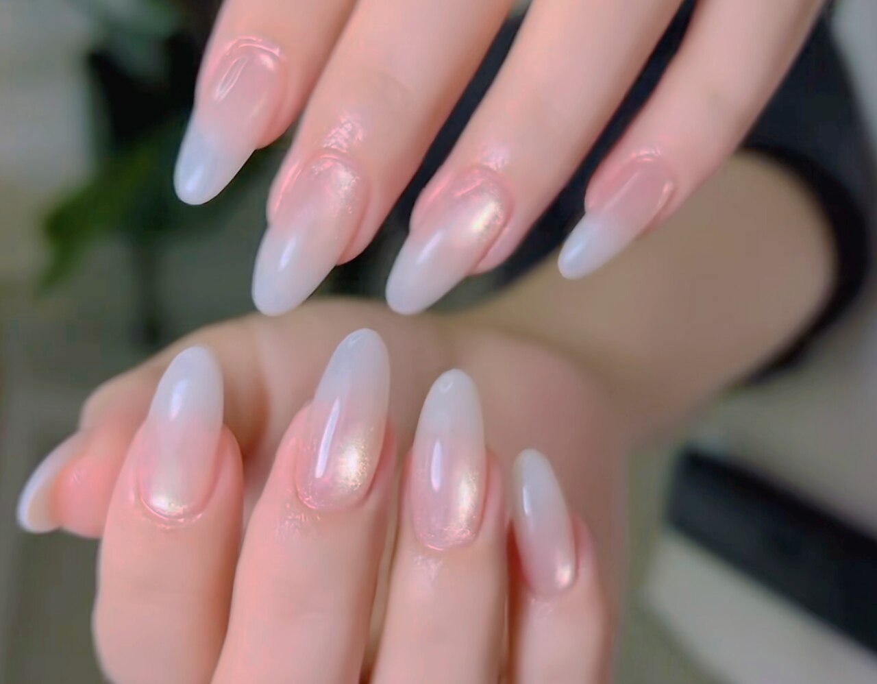 2026年冬トレンド】ホワイト 冬のネイルデザイン集｜人気順｜23ページ