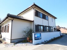 こちらの看板が目印です