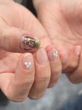 シー(SHE)/ゆるゆるグーフィーネイル