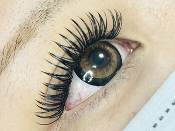 ユニー 相模大野(uniii)の写真/ボリューム命！【最軽量フラットラッシュ】驚きの持続力！自まつげへの負担を抑えて圧倒的な濃さを実現！