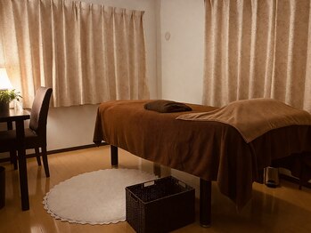 シャルム ド クレーヴ(Charm de Claive)の写真/仕事終わりのご褒美に◎20時以降も施術OK！静かな空間で極上のリラクゼーションを体験♪