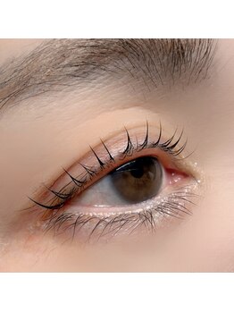 la veriteの写真/《自然で上品な目元へ》すっぴんでも浮かない、あなただけの似合わせデザイン♪