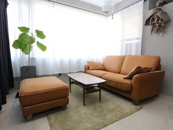 ビューティルーム アム(BEAUTY ROOM amu)/広々ソファでカウンセリング