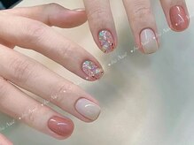アイリスネイル 大塚(Iris Nail)/ワンカラー＋デザイン2本