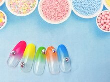 ネイルサロン&スクール ジーナ(GINA)/マルチカラーでクラデーション