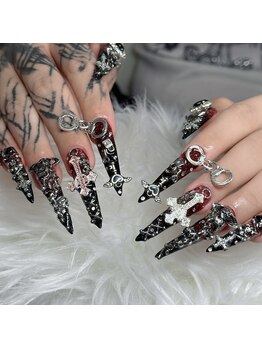 ハニ(Hani)/ゴテゴテネイル［持ち込み］