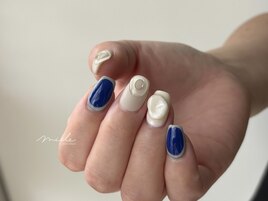ぷっくりブルーくすみニュアンス