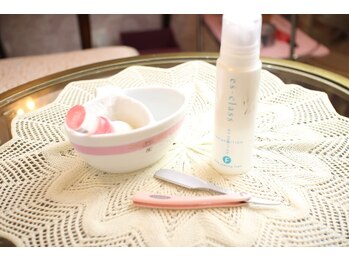 レディースシェービングエステ サンドリオン/心地よい泡でお剃りします