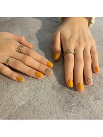 シンプルニュアンスネイル