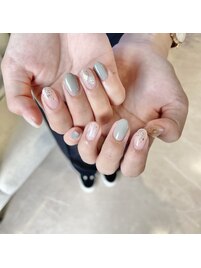 ミントグリーン