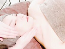 モーイエンチャーム(mooi en charme)/小顔フェイシャルエステ