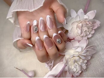 スノーネイルサロン 新宿店(Snow nail salon)の写真/スピーディーなのに仕上がり綺麗♪様々なイベントに合わせたデザイン提案も可能だから初めての方も安心！