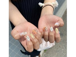 ぷっくりネイル