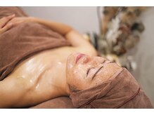 リゼラアンドコー アンドゥ 真岡店(un.deux)の雰囲気（肌に合わせて開発したハーバルピールで本気の肌質改善。）