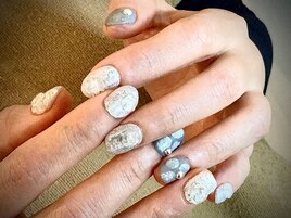 マグネット水玉ニュアンスネイル