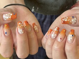 オレンジグラデーションネイル