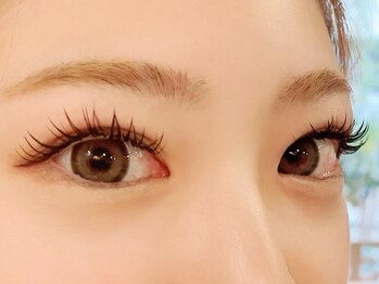 アイラッシュ ミーコ(Eyelash MEEK)の写真/抜け感★透明感がありつつもしっかりボリュームと持ちの良さを叶える大人女性に定評のバインドロックカラー