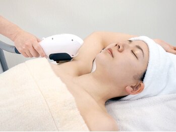 サロン ベル 八幡市(salon belle)の写真/【都度払い◎】最新高速美容脱毛でつるすべ美肌♪細かい産毛もさようなら♪ワントーン明るいお肌に◎